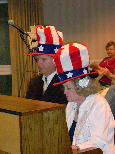 22009041.JPG - do a Patriotic number