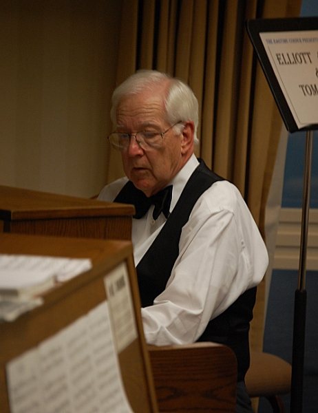 dsc_2510.jpg - Elliott Adams & Tom Brier