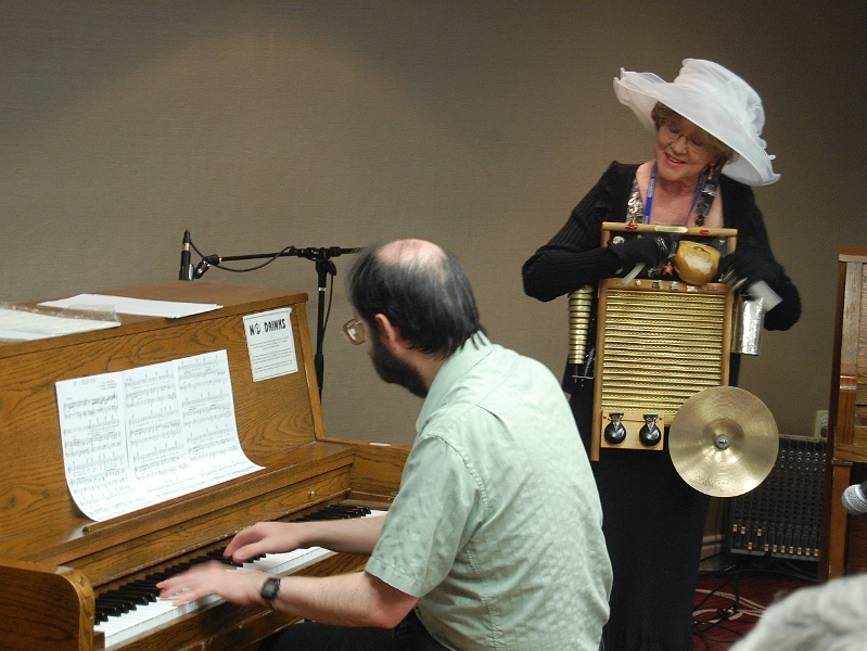 rc12_5784.jpg - Tom Brier & The Saloon Sweeties